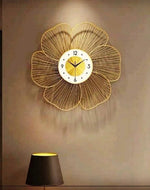 Six Petals Metalwallclock 24Inch