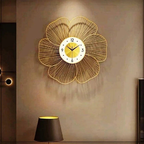 Six Petals Metalwallclock 24Inch