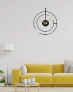 Time Travlling Wall Clock ( Black )