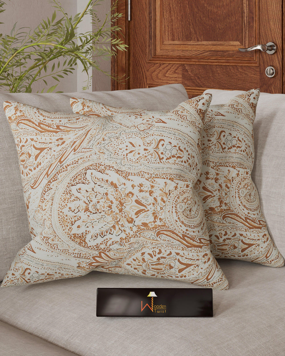 Fabrahome Reposa Floral Print Velvet Fabric Cushion Cover - Bloomart