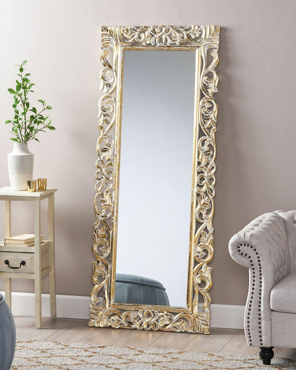 Timeless Traditional Floral Design